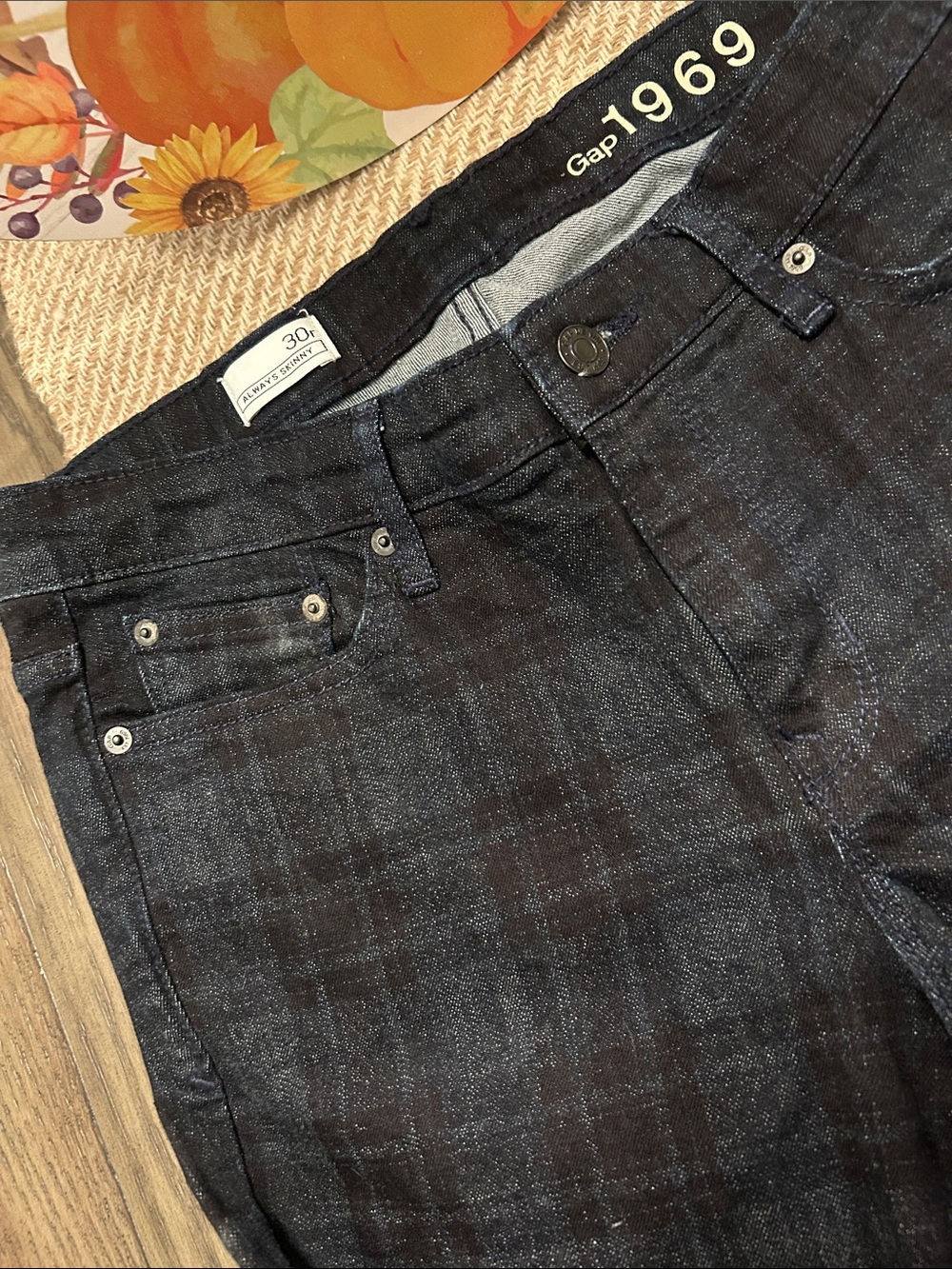 GAP 1969 Plaid Skinny JEANS Navy & Black Size 30R Women’s💙🖤